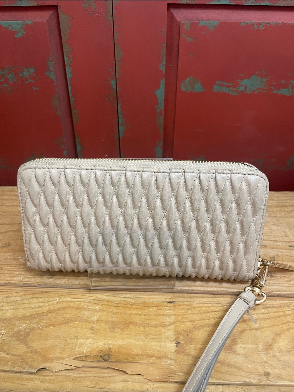 Anne Klein Quilted Ruched Zip Around Wristlet - Picture 2 of 9